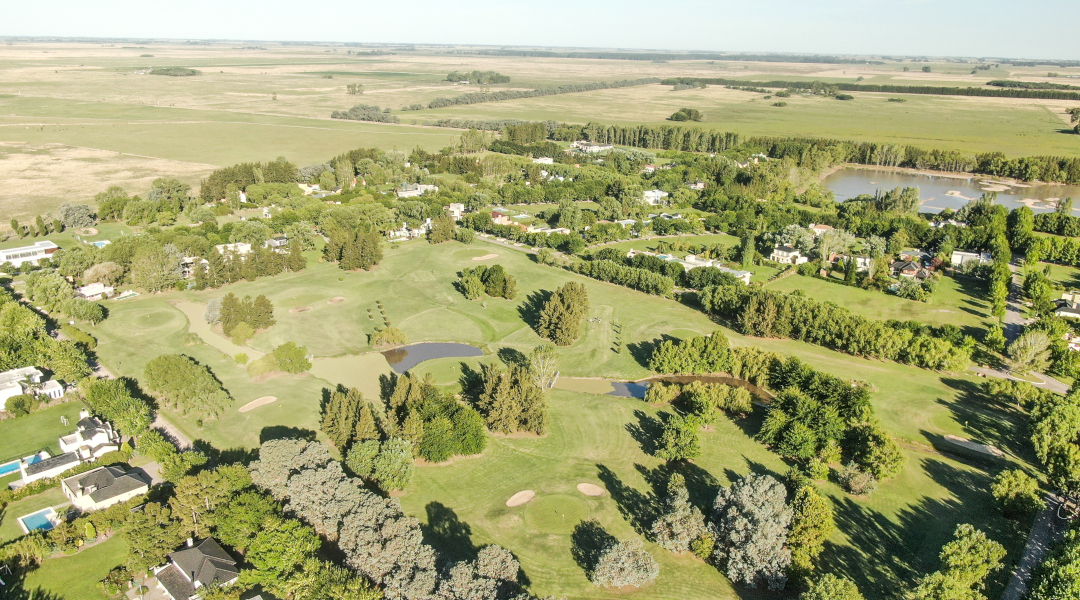 Haras del Sur V: Una nueva oportunidad en barrios privados para vivir o invertir